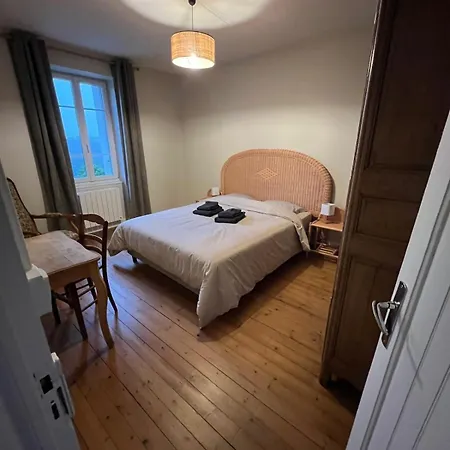 La Maison De Cecile Jusqu'à 6 Personnes En Normandie Hébergement de vacances *