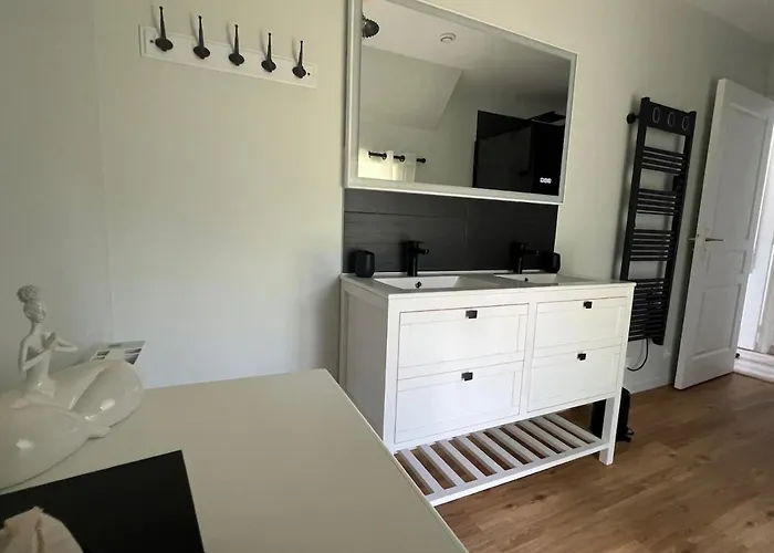 La Maison De Cecile Jusqu'a 6 Personnes En Normandie * Condé-sur-Vire